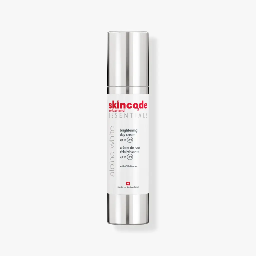 كريم النهار المشرق من سكين كود إسينشالز بعامل حماية من الشمس 15 _ SKINCODE ESSENTIALS BRIGHTENING DAY CREAM SPF 15