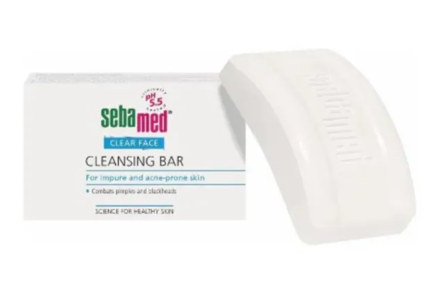 SEBAMED CLEAR FACE CLEANSING BAR (100g) قطعة تنظيف للبشرة المعرضة لحب الشباب بحجم أكبر.