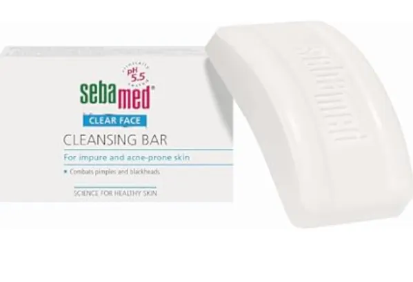 SEBAMED CLEAR FACE CLEANSING BAR (150g) قطعة تنظيف للبشرة الدهنية والمعرضة للحبوب بحجم اقتصادي.